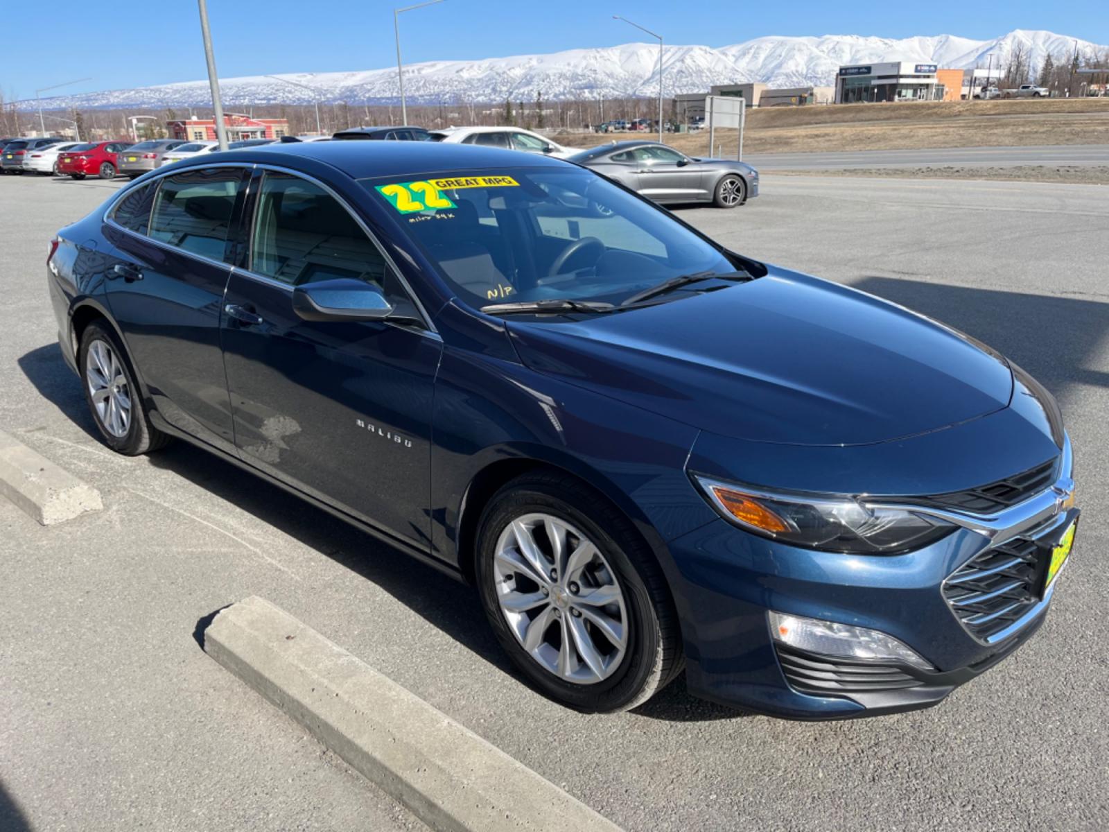 2022 BLUE /Black CHEVROLET MALIBU LT (1G1ZD5ST7NF) with an 1.5L engine, Continuously Variable transmission, located at 1960 Industrial Drive, Wasilla, 99654, (907) 274-2277, 61.573475, -149.400146 - Photo #4
